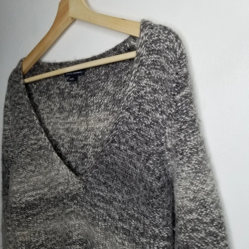 BANANA REPUBLIC Sweater Alpaca Wool V Neck Fitted Knit Women's Small Grandpacore